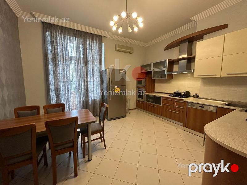 Satılır 3 otaqlı Bina evi menzil (Yeni tikili), 181 m², Yasamal rayonu — Mənzil, Bakı (9)