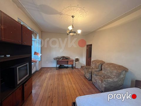Satılır 1 otaqlı köhnə tikili 40 m² — Bakı