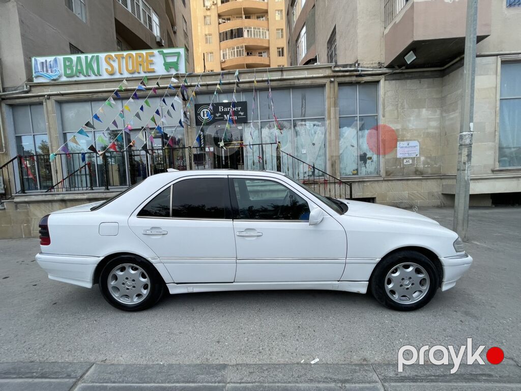 Mercedes-Benz C 230: 2.3 l 1999 il Sedan — Avtomobillər, Bakı (3)