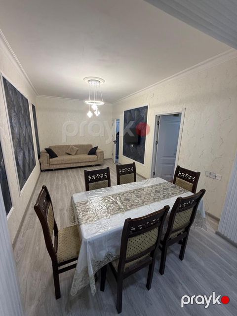 Satılır 3 otaqlı köhnə tikili 75 m² — Bakı