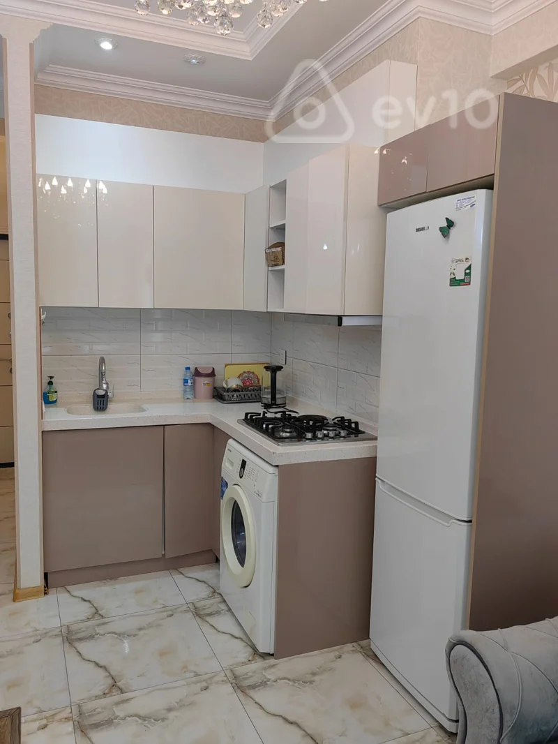 2 otaqlı mənzil, 65 m², 28 May küçəsi — kirayə — Mənzil, Bakı (8)