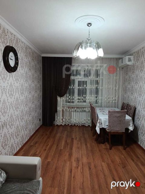 İcarəyə verilir 3 otaqlı köhnə tikili 65 m² — Bakı