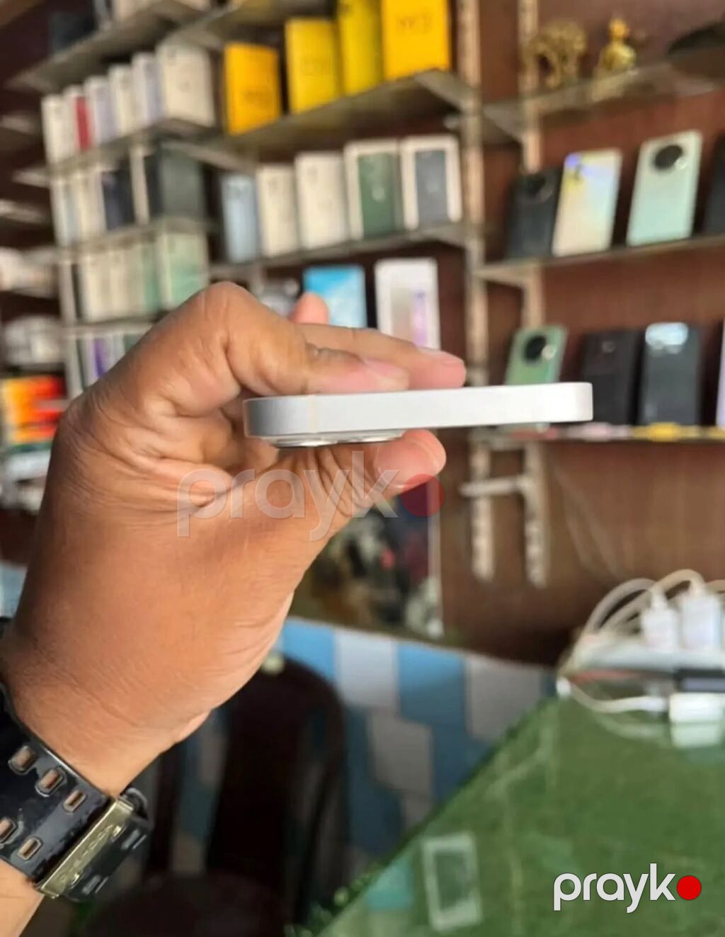 IPhone 13, 128 GB, Starlight, Zəmanət, Simsiz şarj, Face ID — Apple iPhone, Digah (4)