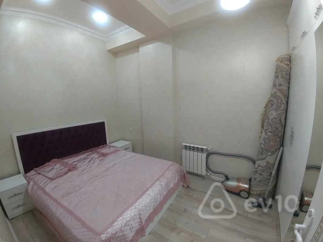 3 otaqlı mənzil, 80 m², Səbayıl rayonu,İçərişəhər mt/s-na,Axundov Bağına yaxın 3 otaqlı super təmirli ev kirayə verilir. — kirayə — Mənzil, Bakı (9)