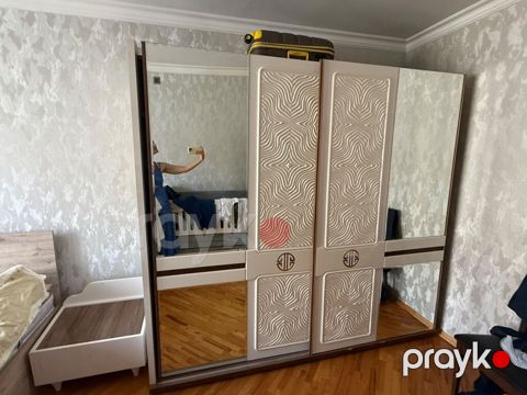 Dolab. 220azn. Yaxsi veziyyetde ünvan 8 mikrorayon azadliq metrosu — Digah