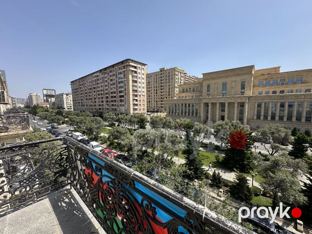 Satılır 3 otaqlı köhnə tikili 100 m² — Mənzil, Bakı (11)