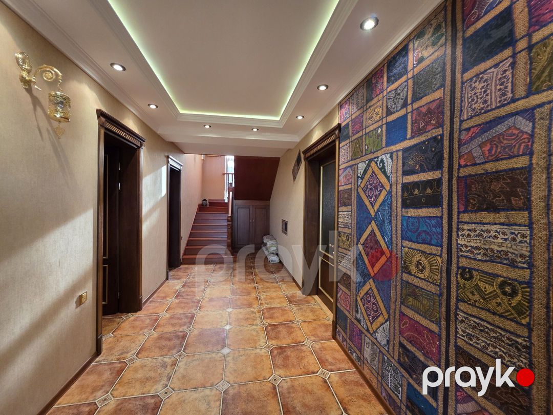 Satılır 10 otaqlı həyət evi/bağ evi 300 m² — Ev, villa, Bakı (6)