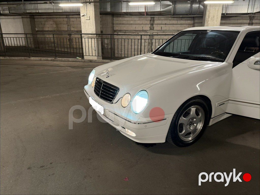 Mercedes E 320, 3.2 L, 2001 il, 300 000 km — Avtomobillər, Bakı (10)