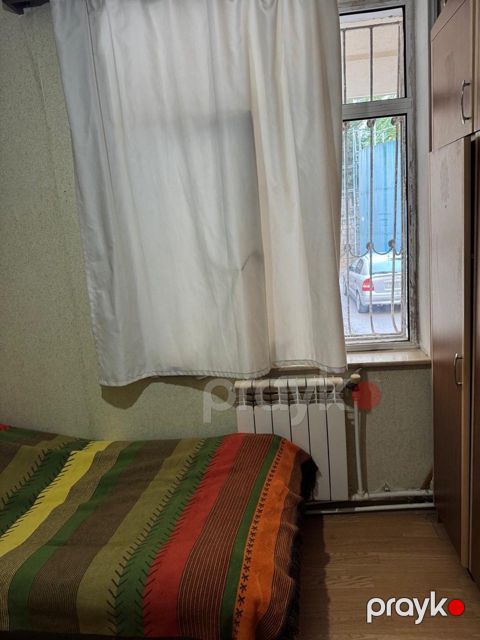 Satılır 2 otaqlı köhnə tikili 29 m² — Bakı