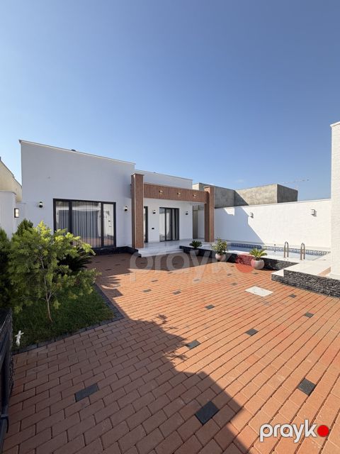 Satılır 4 otaqlı həyət evi/bağ evi 155 m² — Bakı