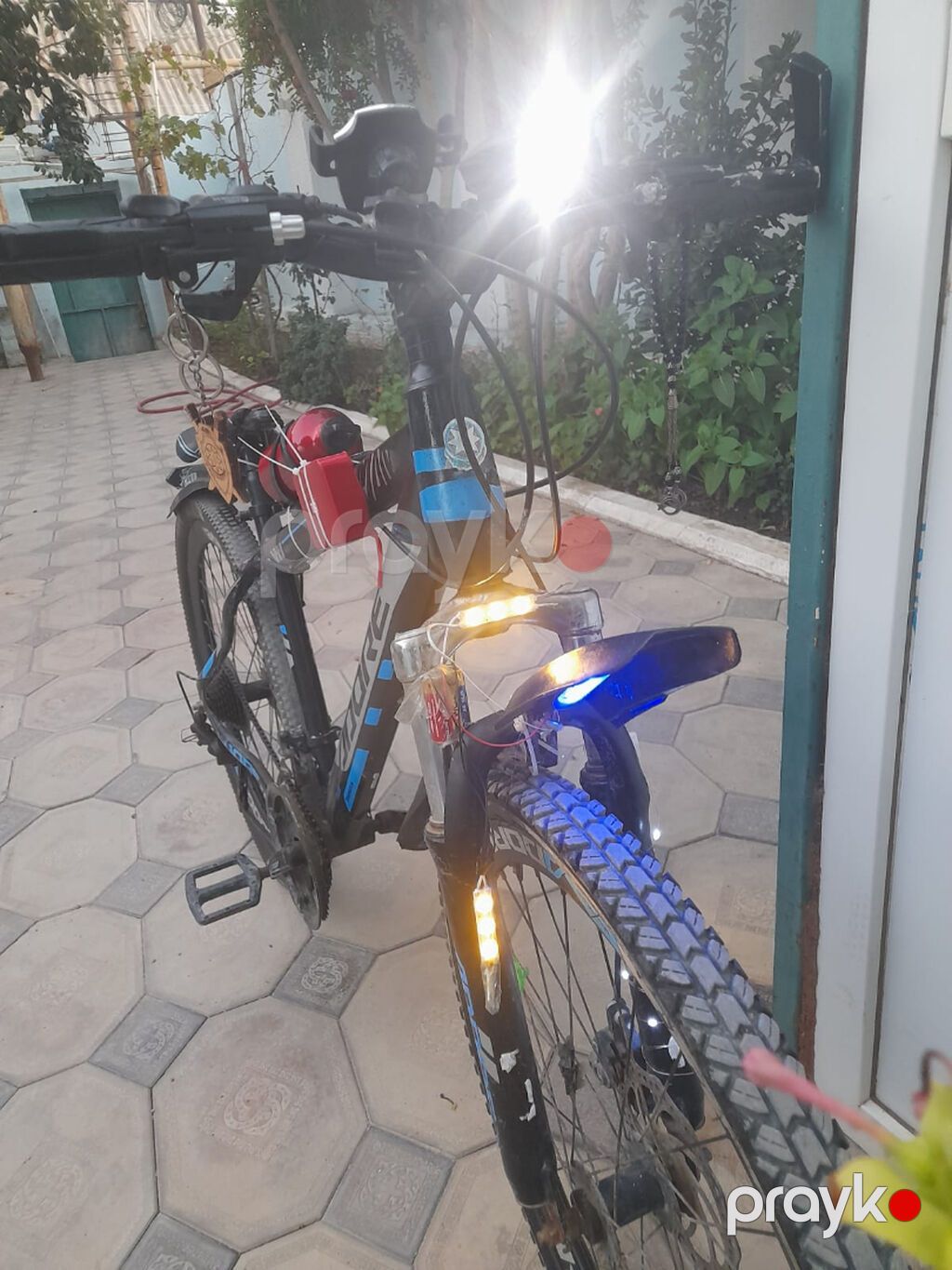 Velosiped – şəhər və gecə sürüşləri üçün tam işıqlandırma ilə - Güclü — Yol velosipedləri, Masazır (9)