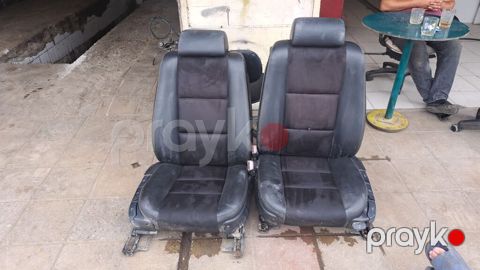 Bmw oturacaqları tam ideal vəziyyətdə işləkdi troykadan çıxıb nivaya — Masazır