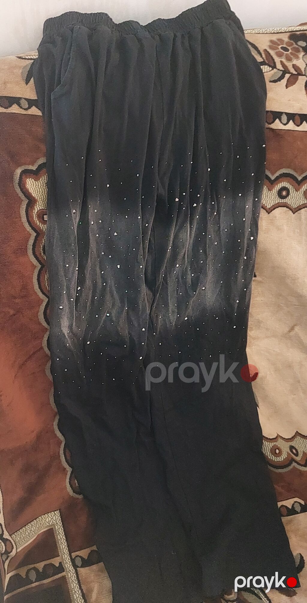 Qadınlar üçün iki hissəli dəst – qara t‑şört və şalvar. - Rəng: qara — Kostyum, Bakı (3)