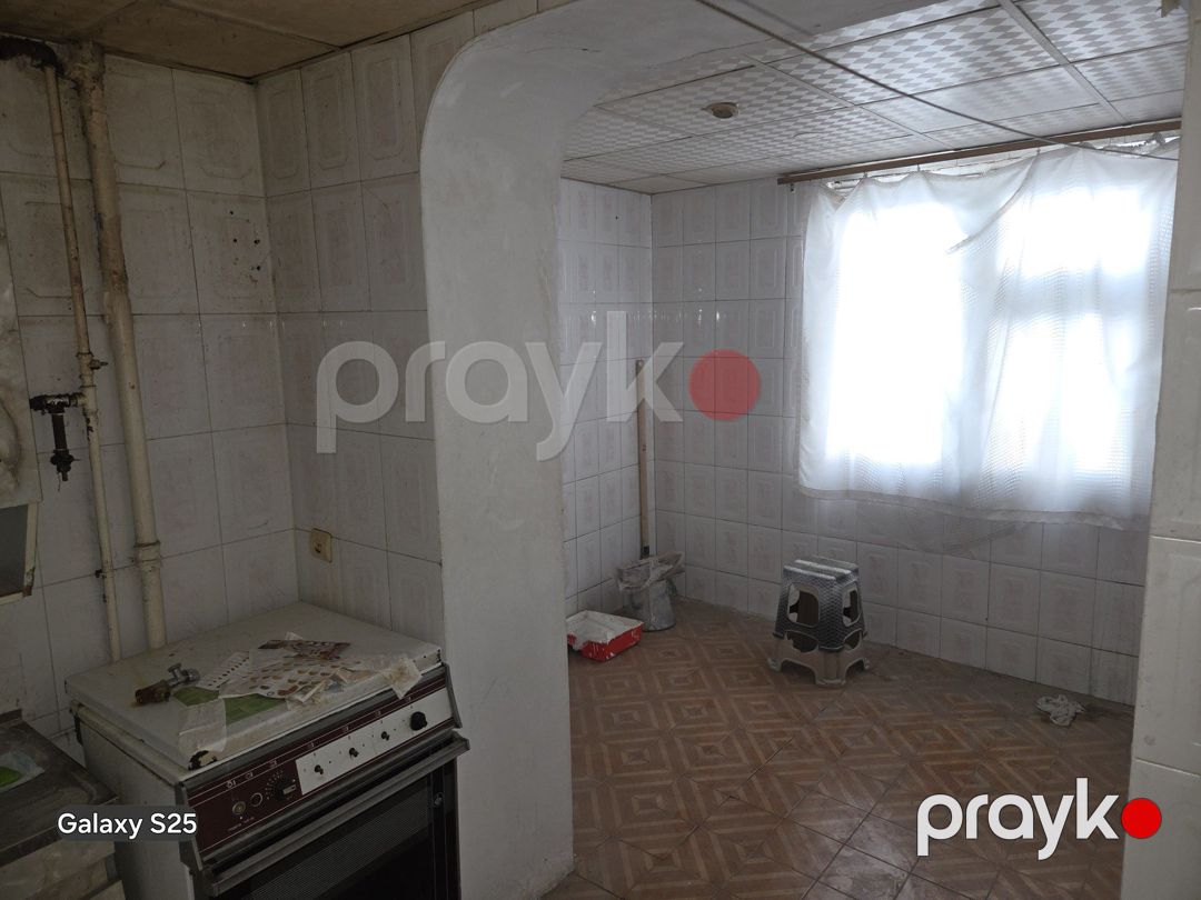 Satılır 3 otaqlı köhnə tikili 80 m² — Mənzil, Bakı (11)