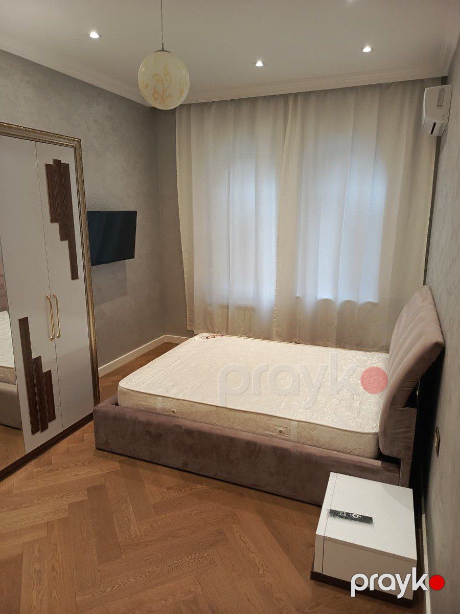 İcarəyə verilir 3 otaqlı yeni tikili 160 m² — Mənzil, Bakı (11)