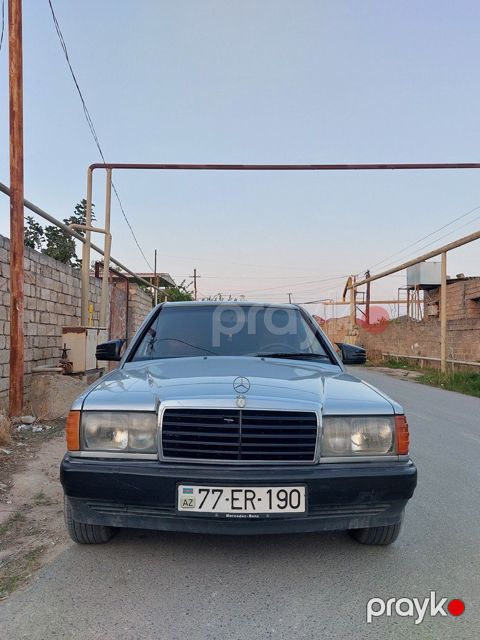 Mercedes 190, 2.0 L, 1992 il, 356 600 km — Bakı