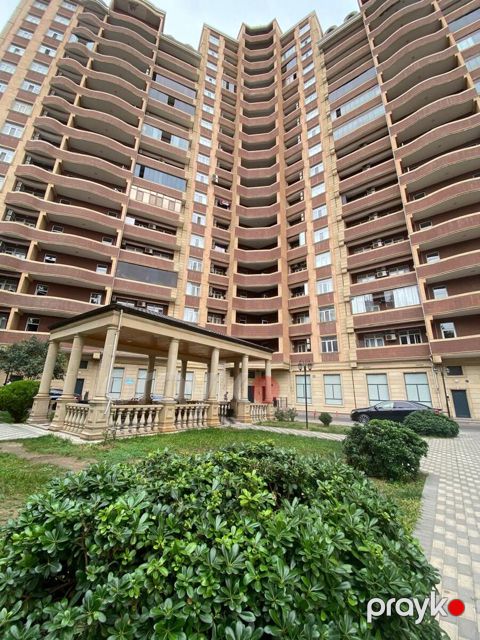 Satılır 3 otaqlı yeni tikili 130 m² — Bakı