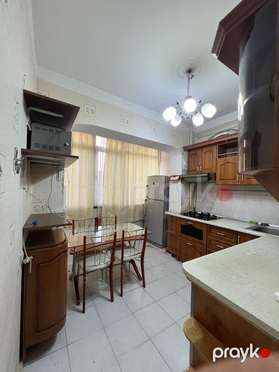 Satılır 2 otaqlı köhnə tikili 65 m² — Mənzil, Bakı (3)
