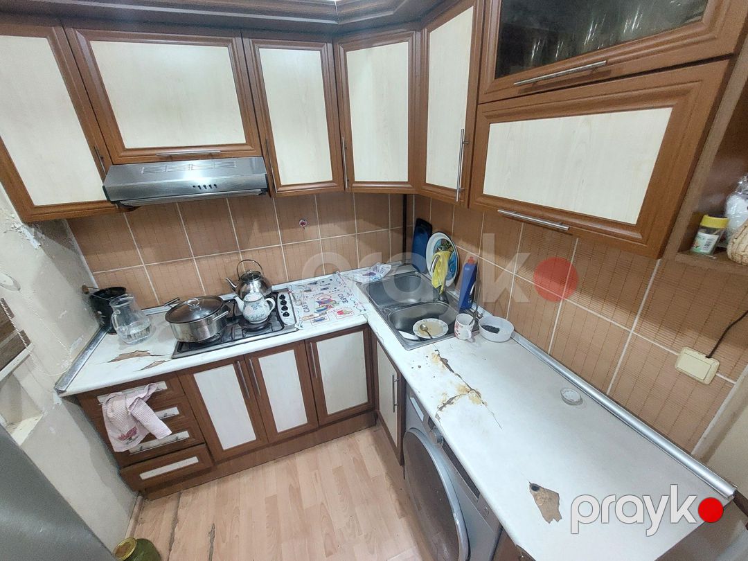 Satılır 2 otaqlı köhnə tikili 55 m² — Mənzil, Bakı (7)
