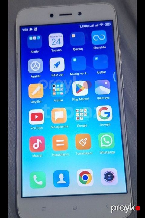 Xiaomi 16 GB, rəng - Qızılı, İki sim kartlı — Bakı