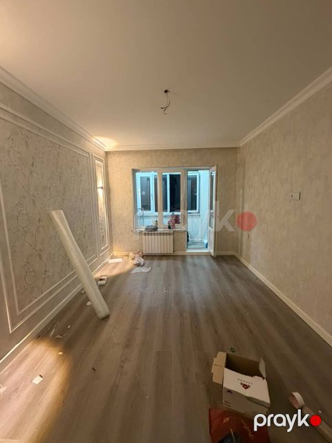 Satılır 2 otaqlı köhnə tikili 60 m² — Bakı