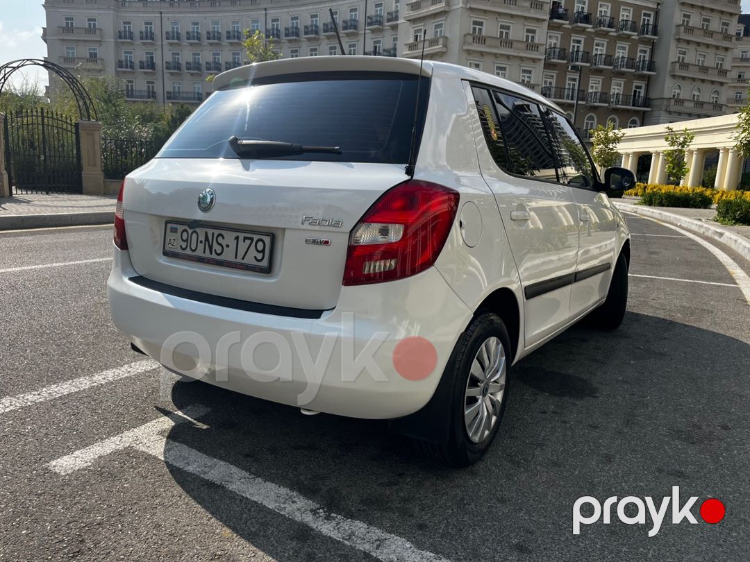 Skoda Fabia, 2012 il — Avtomobillər, Bakı (6)