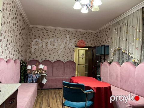 Məhsul: 3 ədəd yumşaq oturma divanı (şəkildə görüldüyü kimi) Təsvir — Bakı