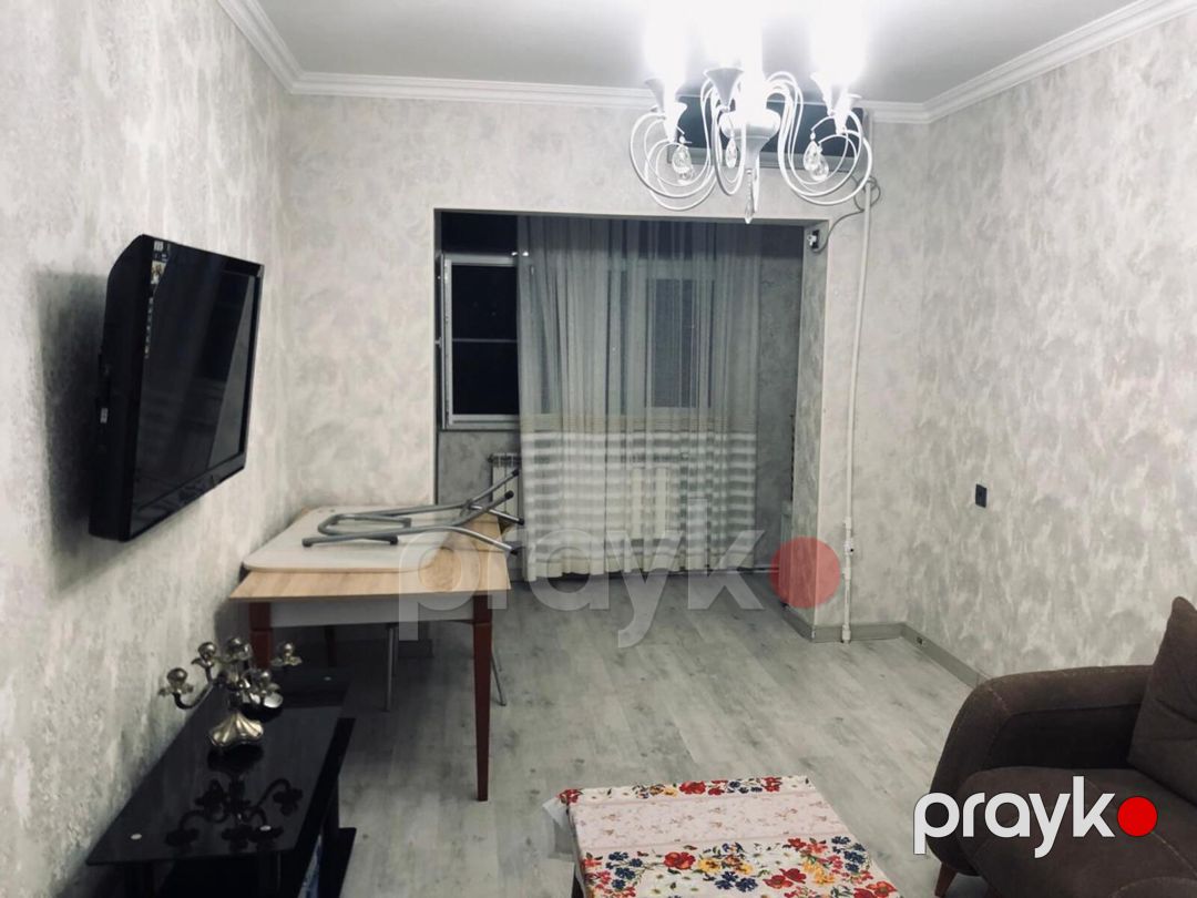 Satılır 2 otaqlı köhnə tikili 65 m² — Mənzil, Bakı (2)