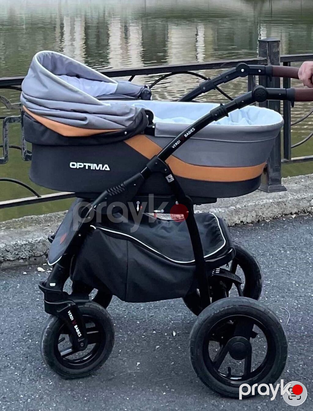 Kalaska 170 azn satilir. 3 hissesi var uzanmaq üçün,oturma oturacağı — Qidalandırma stulları, Qobu (2)