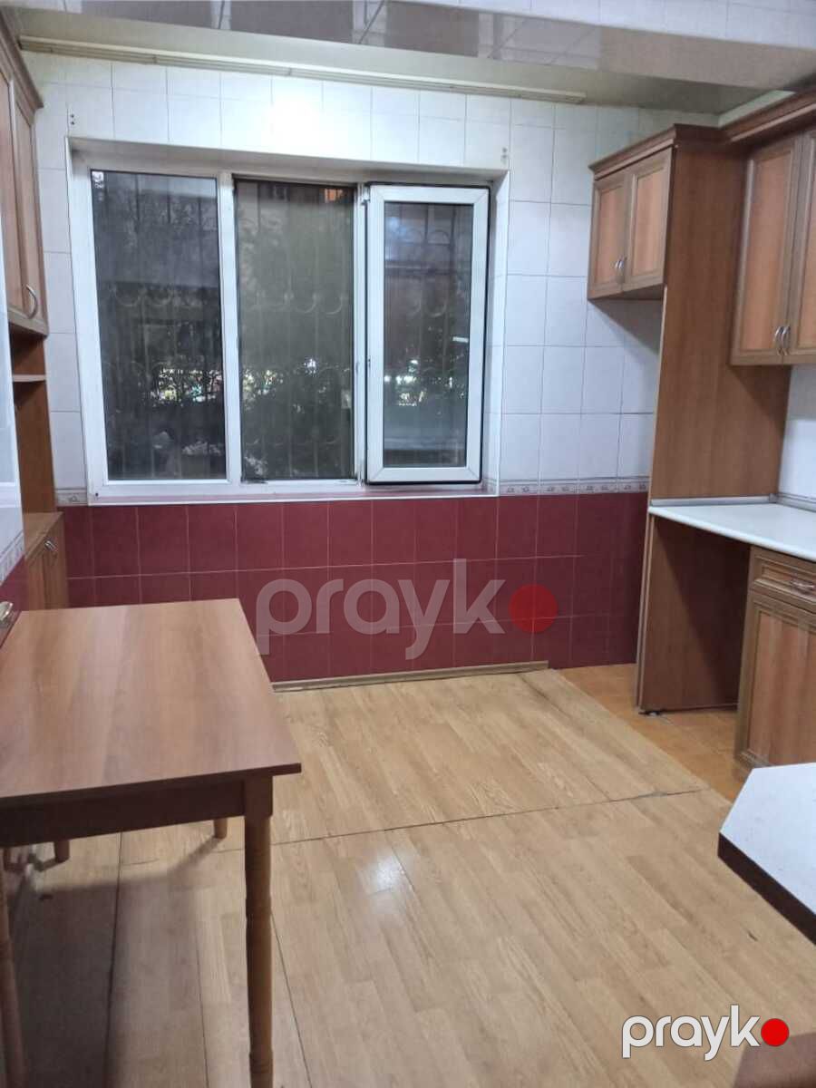 Satılır 5 otaqlı köhnə tikili 130 m² — Mənzil, Bakı (9)
