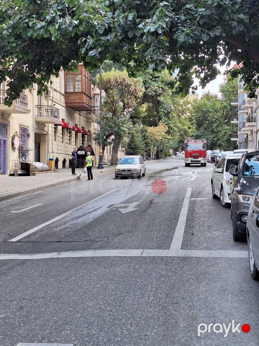 Satılır 3 otaqlı köhnə tikili 100 m² — Mənzil, Bakı (2)