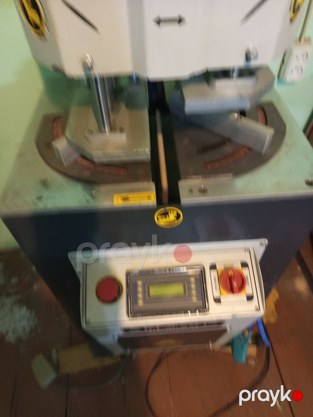 PVC-alüminium pəncərə/qapı istehsalı üçün avadanlıq komplekti Tərkib — Stanoklar, Qax (4)