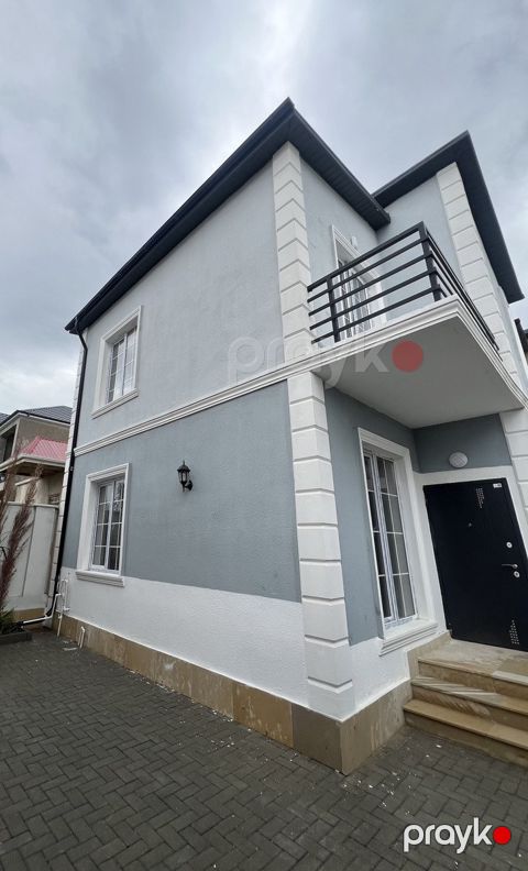 Satılır 3 otaqlı həyət evi/bağ evi 100 m² — Bakı
