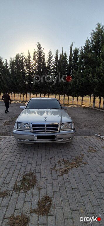 Mercedes C 220, 2.2 L, 1999 il, 450 000 km — Beyləqan