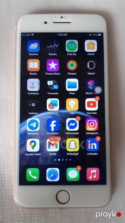IPhone 8 Plus, 64 GB, White Titanium, Barmaq izi — Salyan