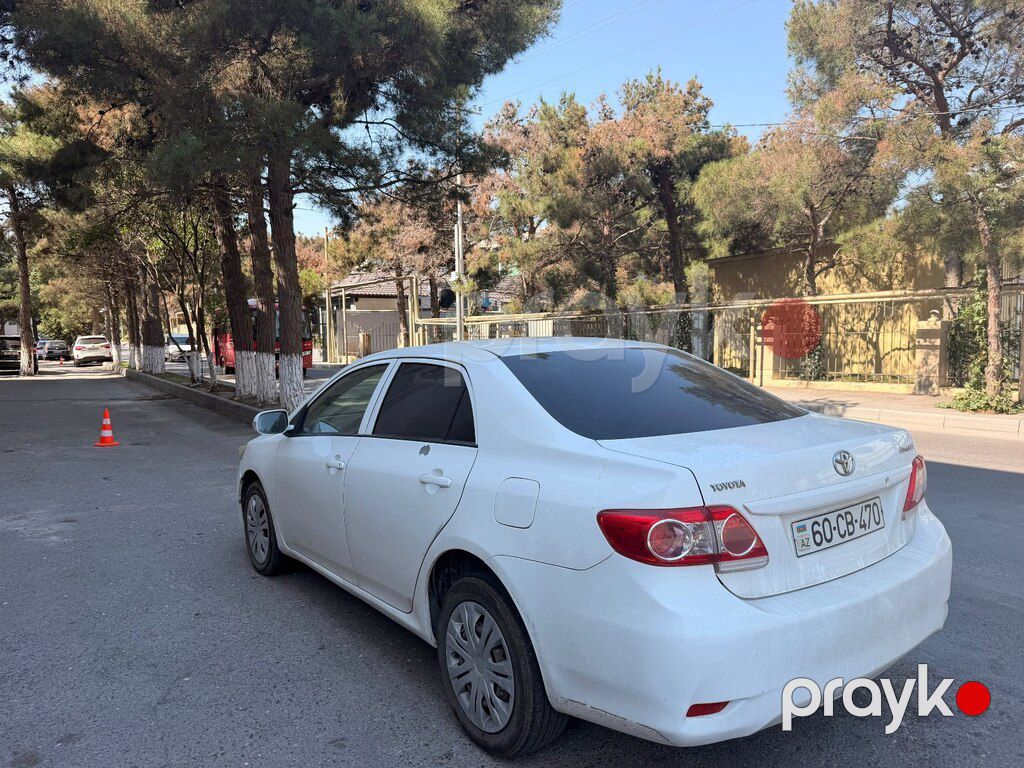 Toyota Corolla, 1.6 L, 2010 il, 227 904 km — Avtomobillər, Bakı (3)