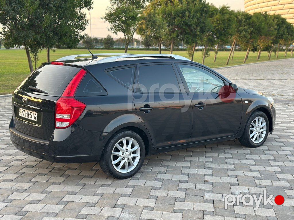 Kia Ceed SW, 1.6 L, 2010 il, 277 000 km — Avtomobillər, Bakı (8)