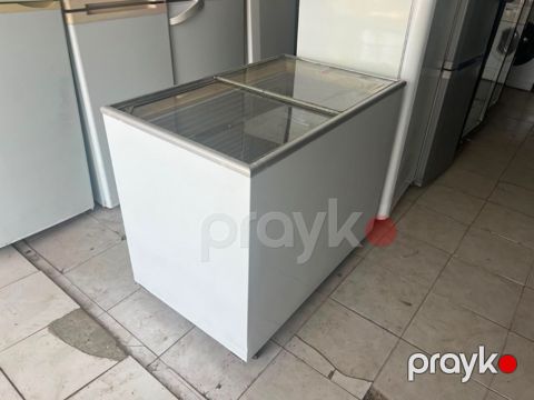 Dondurucu "Uğur" — Bakı