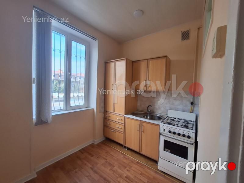 Satılır 2 otaqlı Bina evi menzil (Köhnə tikili), 40 m², 2-ci məhəllə — Mənzil, Sumqayıt (9)