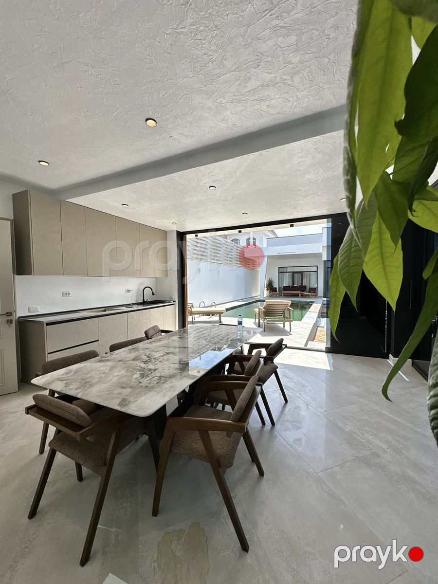 Satılır 5 otaqlı həyət evi/bağ evi 220 m² — Ev, villa, Bakı (5)