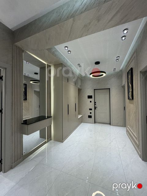 Satılır 3 otaqlı yeni tikili 130 m² — Bakı
