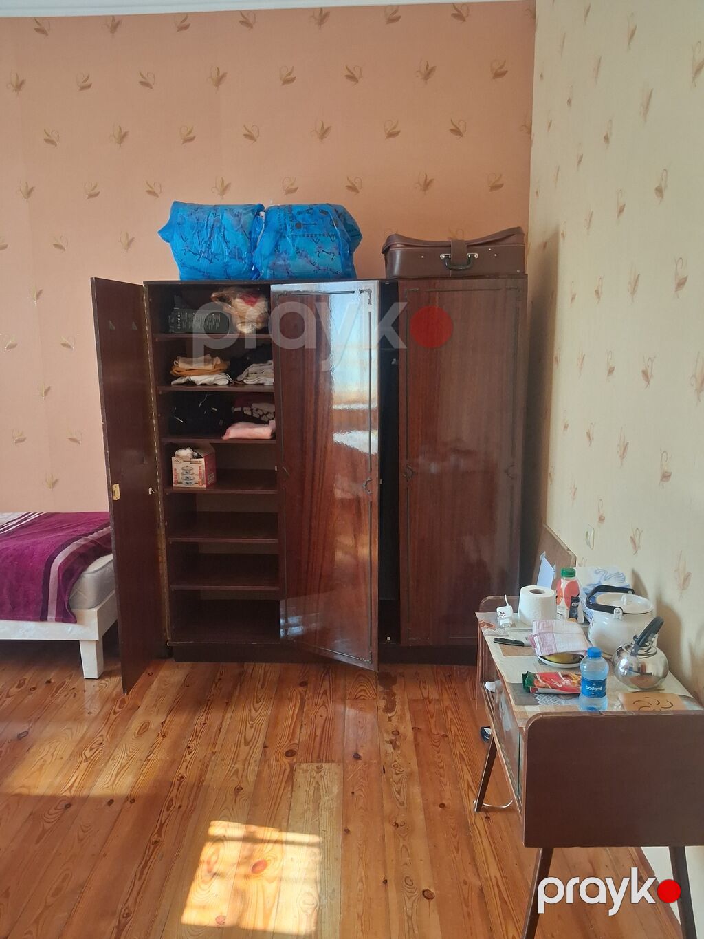 Salam 1 nefer tellebe qiz qalir 1 nefer sakit temizkar tellebe qiz — Mənzil, Bakı (2)