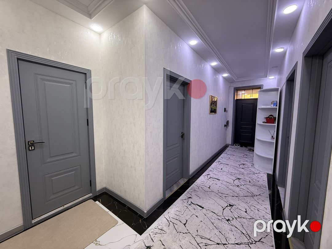 Satılır 6 otaqlı həyət evi/bağ evi 220 m² — Ev, villa, Bakı (12)