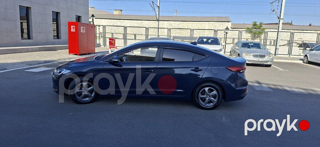 Hyundai Avante, 1.6 L, 2016 il, 260 000 km — Avtomobillər, Bakı (3)