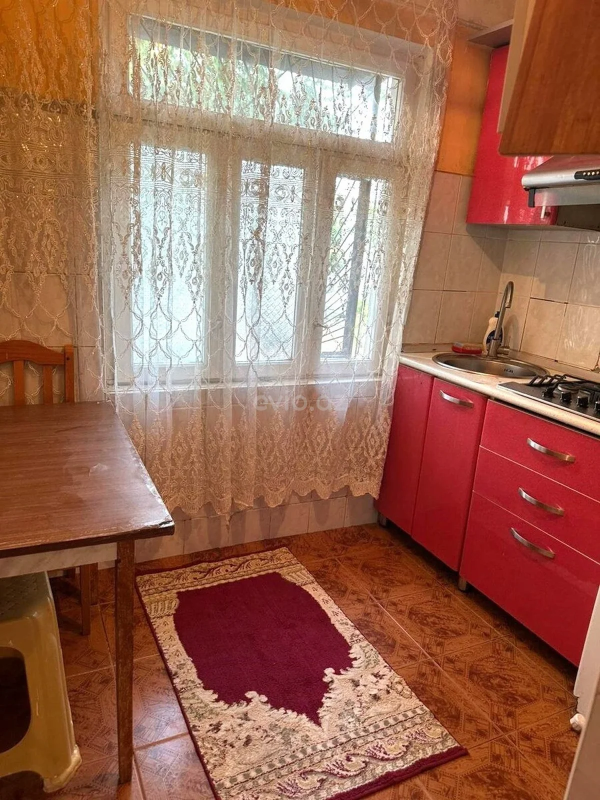 Kirayə 2 otaqlı mənzil Xalqlar Dostluğu metrosu yaxınlığında — Mənzil, Bakı (4)