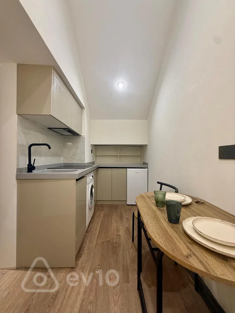 1 otaqlı mənzil, 30 m², Semed vurgun kucesi — kirayə — Mənzil, Bakı (9)