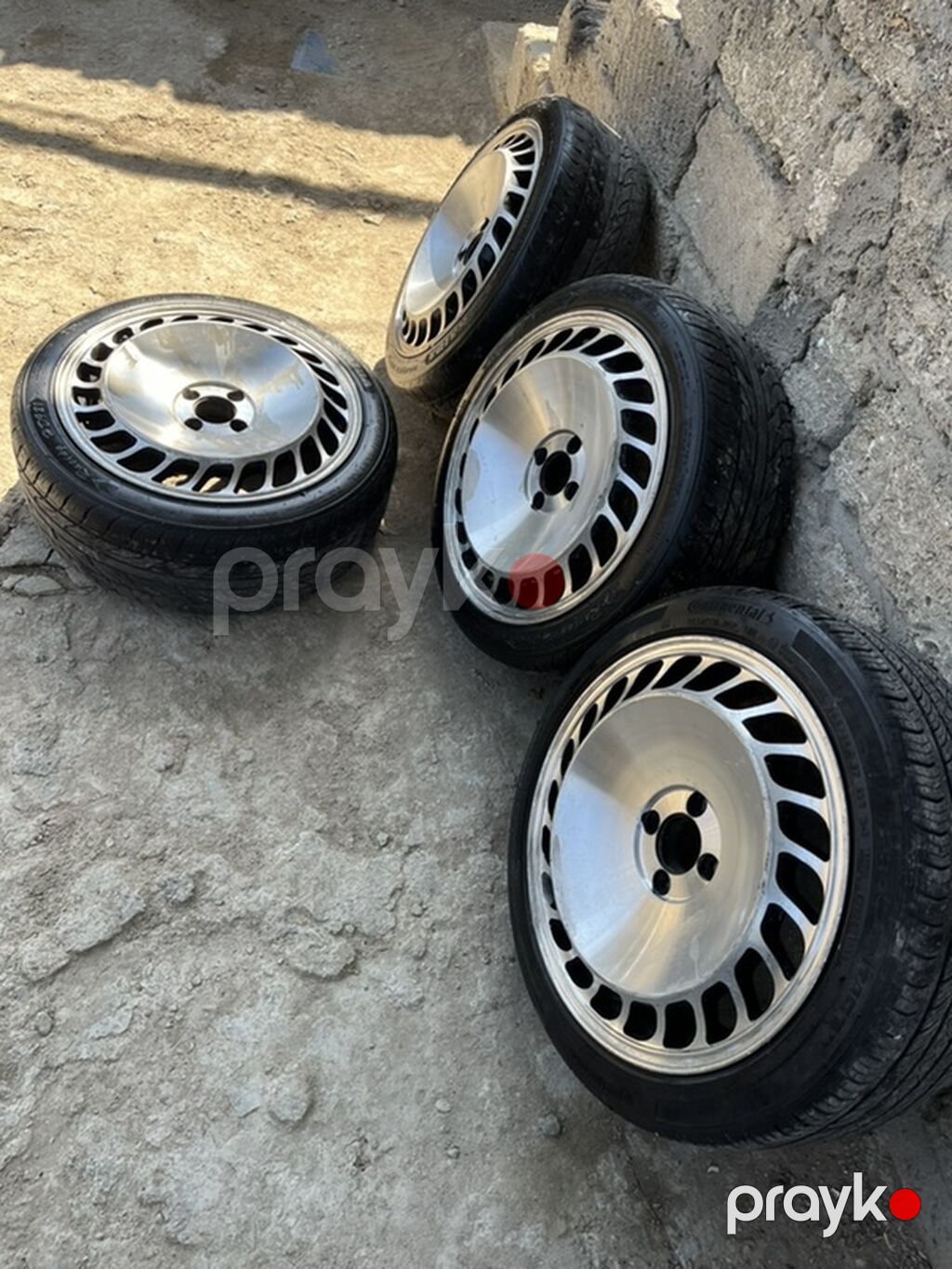 Salam r17 disk təkər qarışığ satılır disklərdə svarka var öz maşınım — Diskləri, Digah (3)