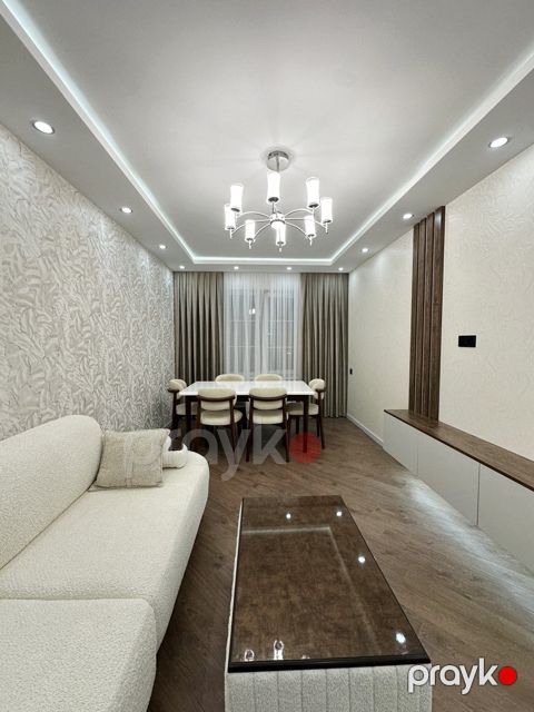 Satılır 3 otaqlı köhnə tikili 80 m² — Bakı