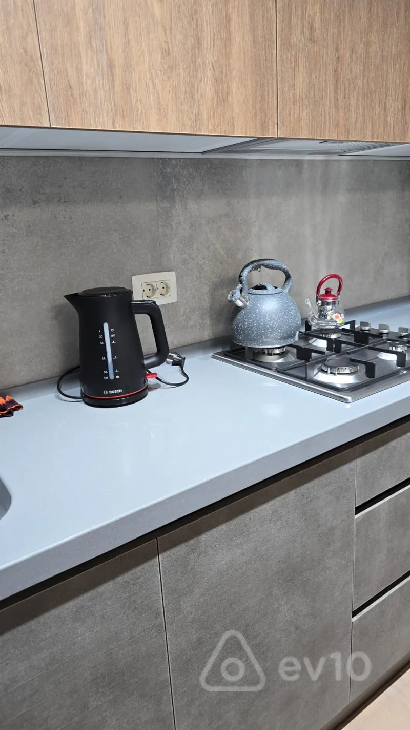 3 otaqlı mənzil, 80 m², müstəqillik küçəsi — kirayə — Mənzil, Bakı (11)