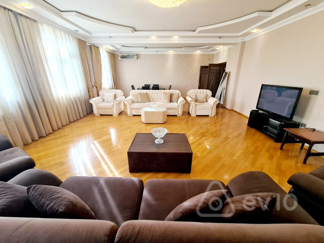 3 otaqlı mənzil, 178 m², Koala parkın yanında — Bakı
